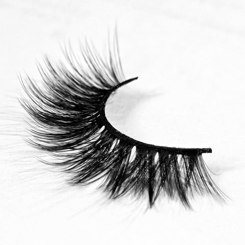 Sheblink 7 Pairs 8D Faux Mink Lashes - Fluffy Wispy Cat Eye Strip Lashes 14-18mm D Curl, Easy to Apply for Beginners & Professionals, Natural to Dramatic Look Like Extensions